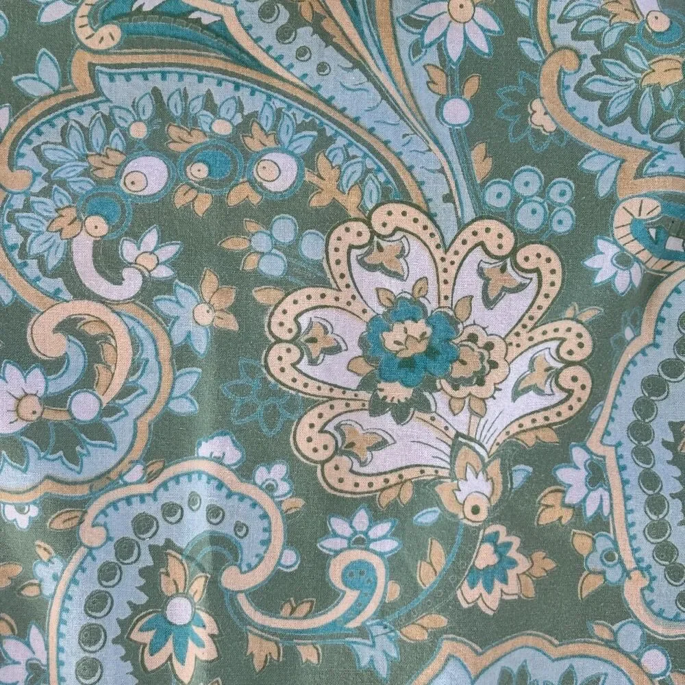 April Cornell Tablecloth 45